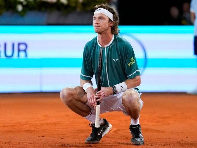 都需要在转 都需要在转